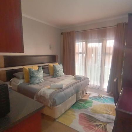 Reliwave Pty Ltd Apartment Bloemfontein Exterior photo